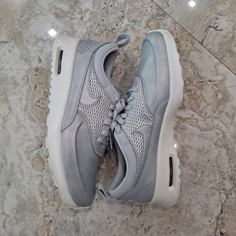 Women's Nike Air Max Thea Premium Metallic Sz 8 - Picture 5 of 7